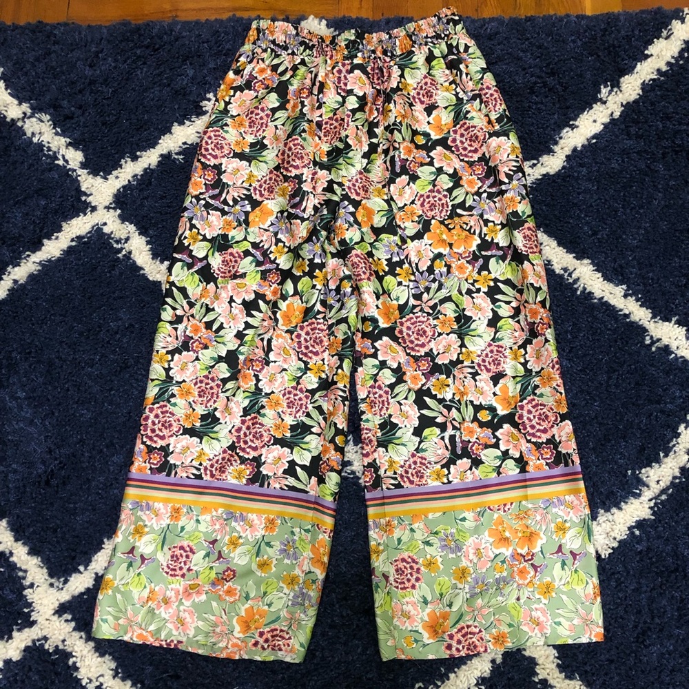 NWT Zara Floral Wide Legged Pants